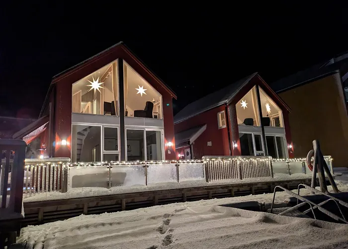 Semesterbostad Waterfront L L Lofoten L Norway *