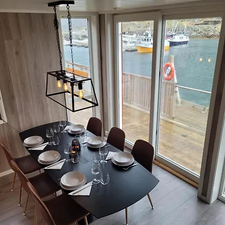 Waterfront L L Lofoten L Norway 度假居 巴尔斯塔